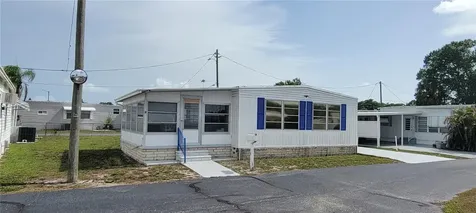 7490 46th Avenue N St Petersburg FL 33709