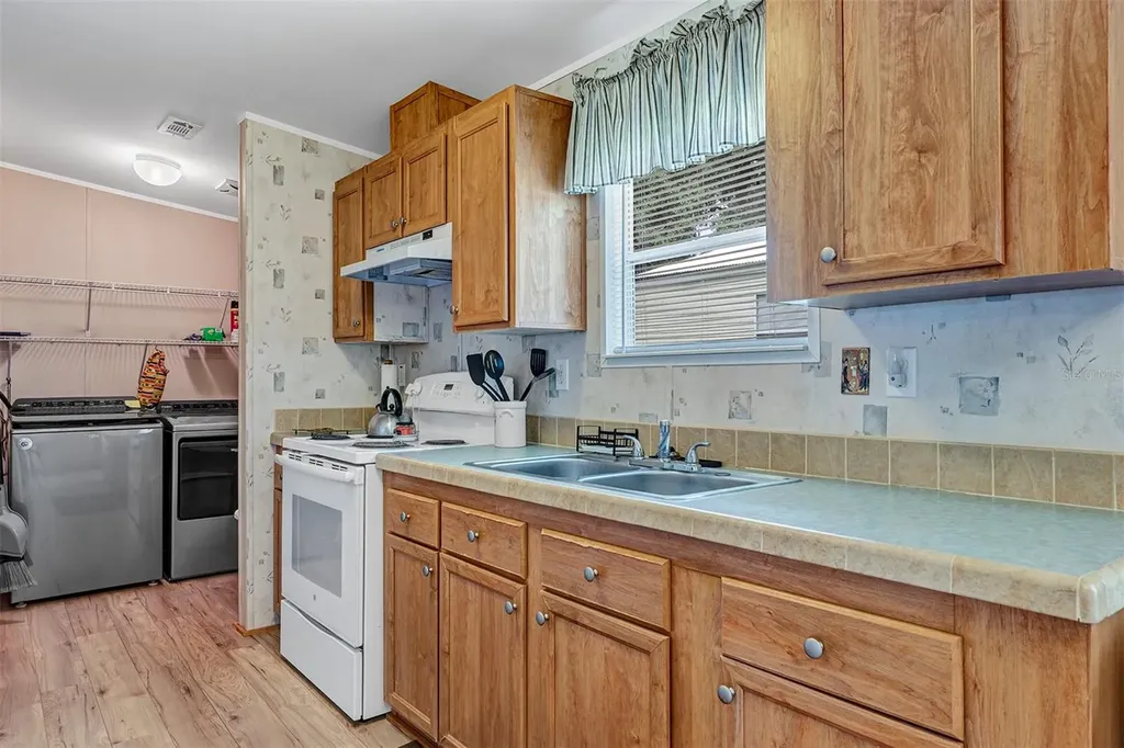 2756 NE 34th Road Coleman FL 33521