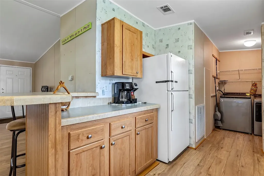 2756 NE 34th Road Coleman FL 33521