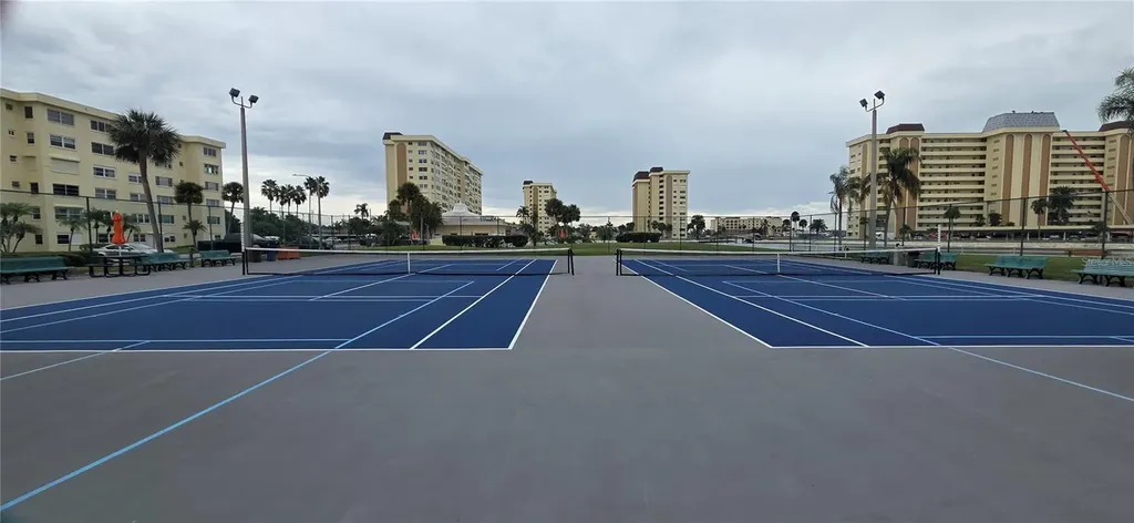 4550 Cove Circle St Petersburg FL 33708