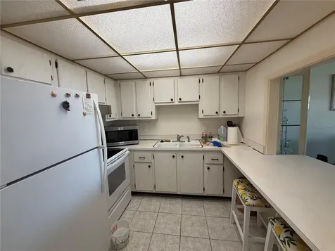 4550 Cove Circle St Petersburg FL 33708