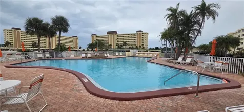 4550 Cove Circle St Petersburg FL 33708