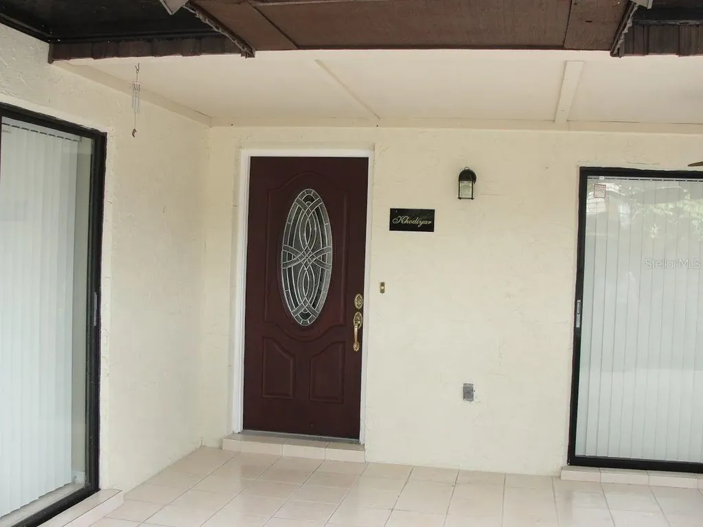 15235 W Pond Woods Drive Tampa FL 33618