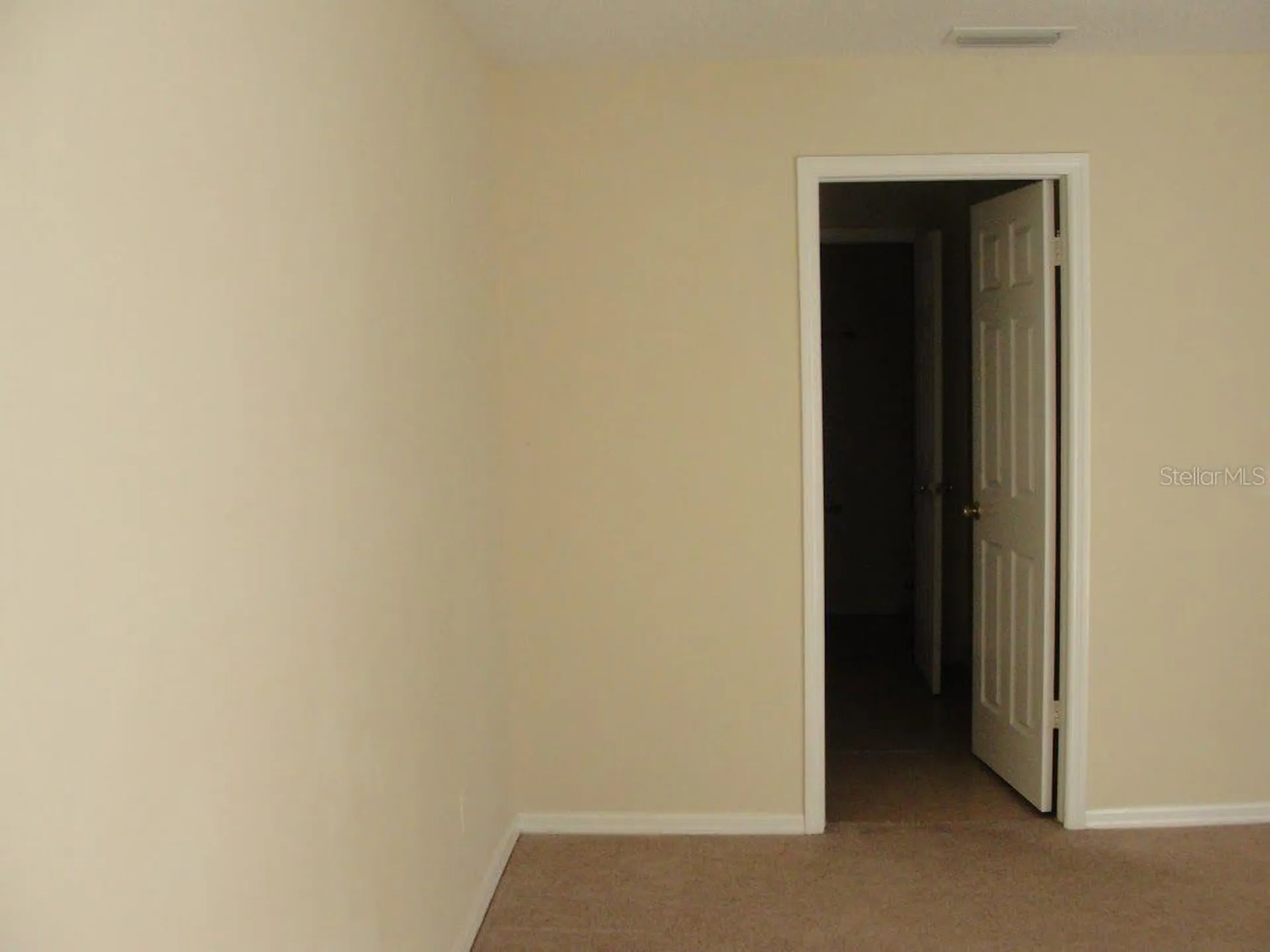 15235 W Pond Woods Drive Tampa FL 33618