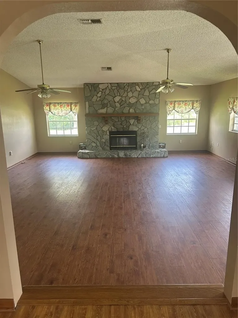 12055 Murray Avenue Largo FL 33778