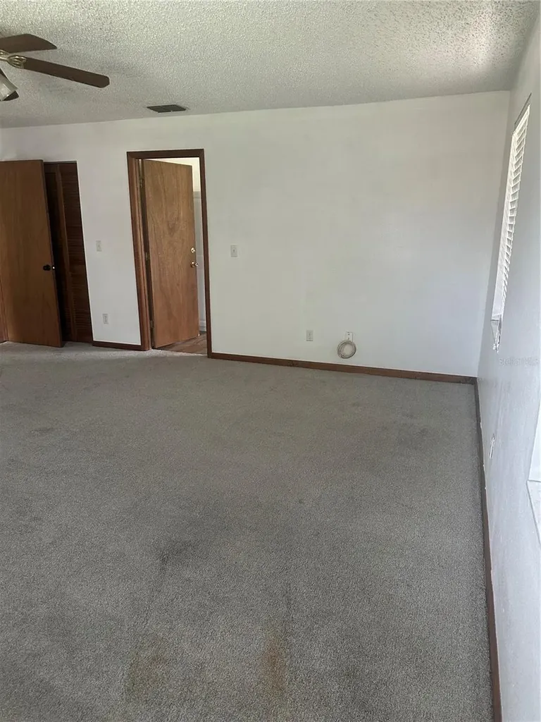 12055 Murray Avenue Largo FL 33778