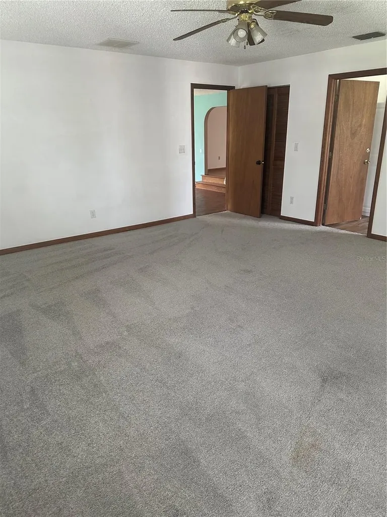 12055 Murray Avenue Largo FL 33778