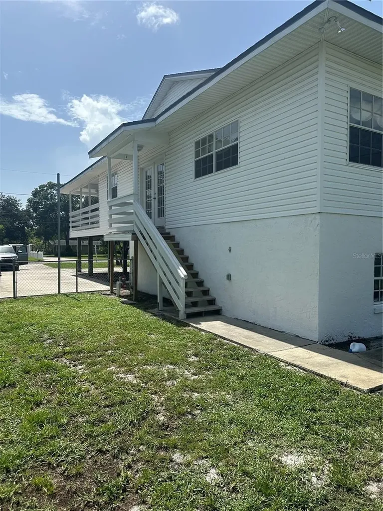 12055 Murray Avenue Largo FL 33778