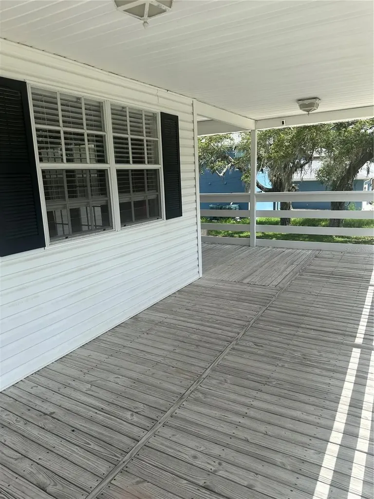 12055 Murray Avenue Largo FL 33778