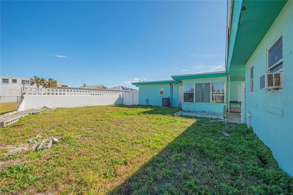 135 Park Avenue Daytona Beach FL 32118