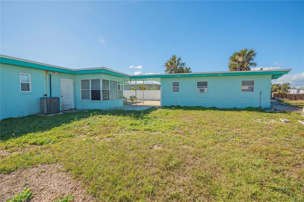 135 Park Avenue Daytona Beach FL 32118