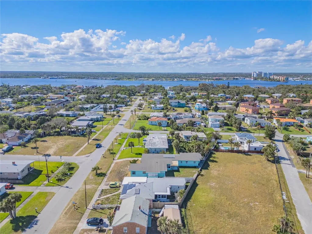135 Park Avenue Daytona Beach FL 32118