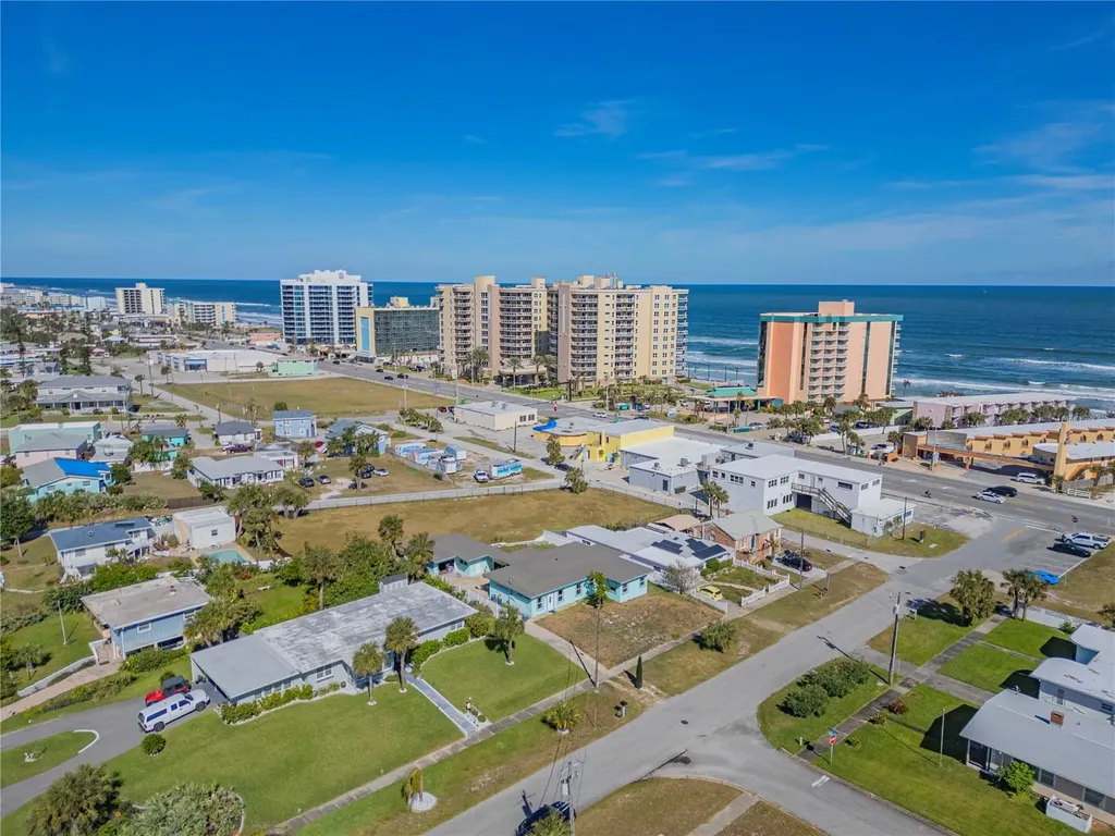 135 Park Avenue Daytona Beach FL 32118