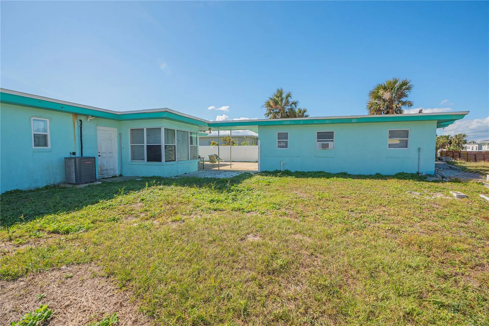 135 Park Avenue Daytona Beach FL 32118