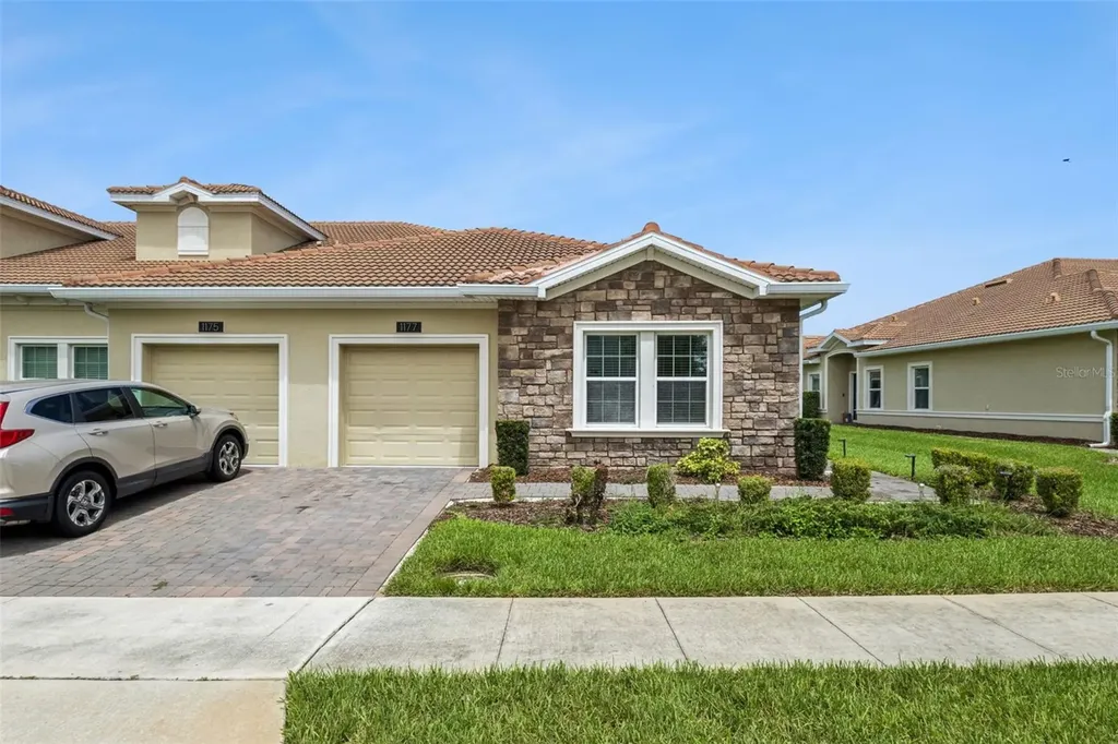 1177 Trappers Trail Loop Davenport FL 33896