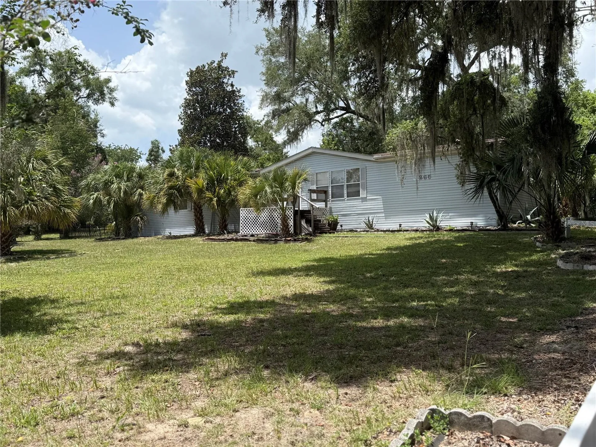 265 W Mcclendon Street Lady Lake FL 32159