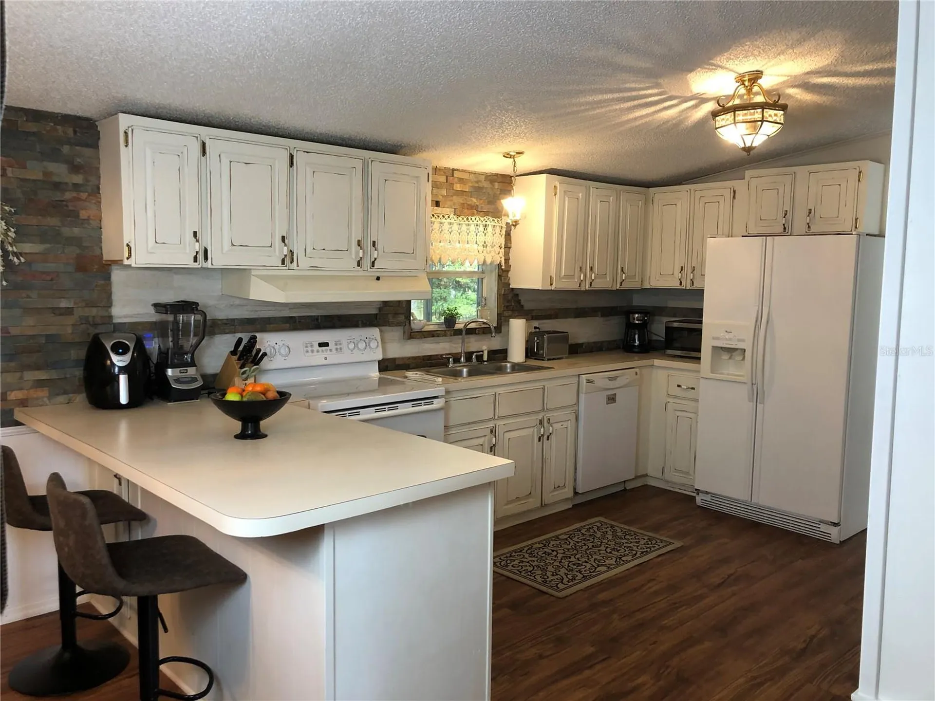 265 W Mcclendon Street Lady Lake FL 32159