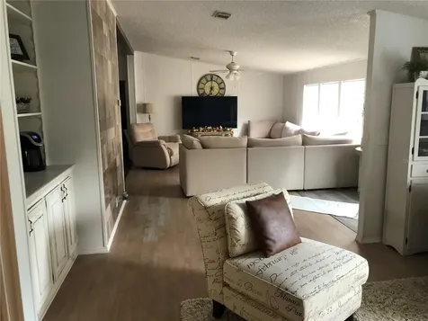 265 W Mcclendon Street Lady Lake FL 32159