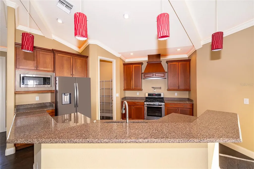 12131 Eagles Point Court Grand Island FL 32735