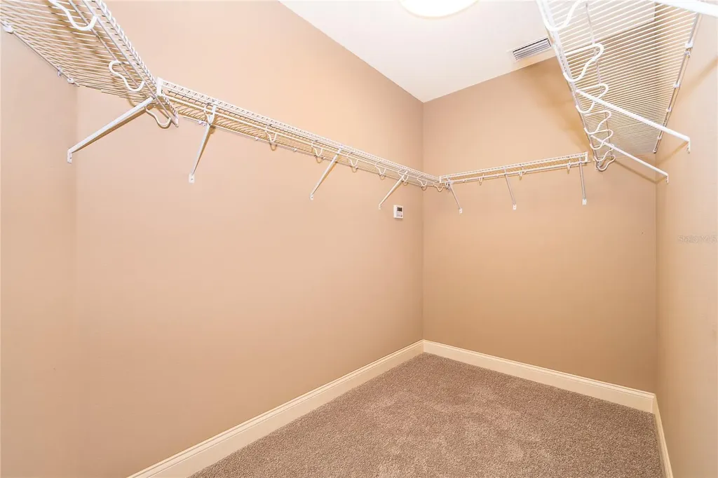 12131 Eagles Point Court Grand Island FL 32735