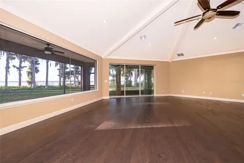 12131 Eagles Point Court Grand Island FL 32735