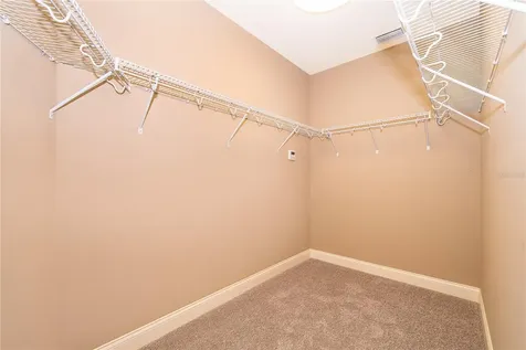 12131 Eagles Point Court Grand Island FL 32735