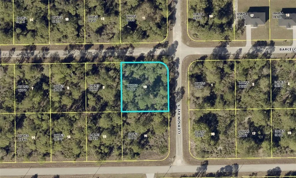 1026 Barcelona Street E Lehigh Acres FL 33974