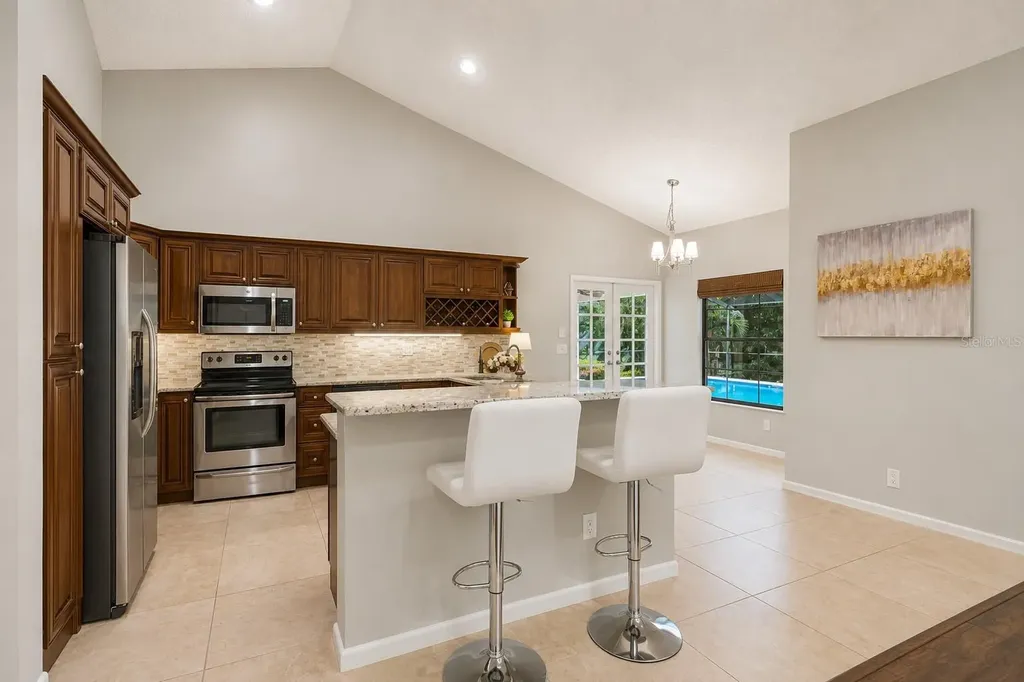 785 Centerwood Drive Tarpon Springs FL 34688