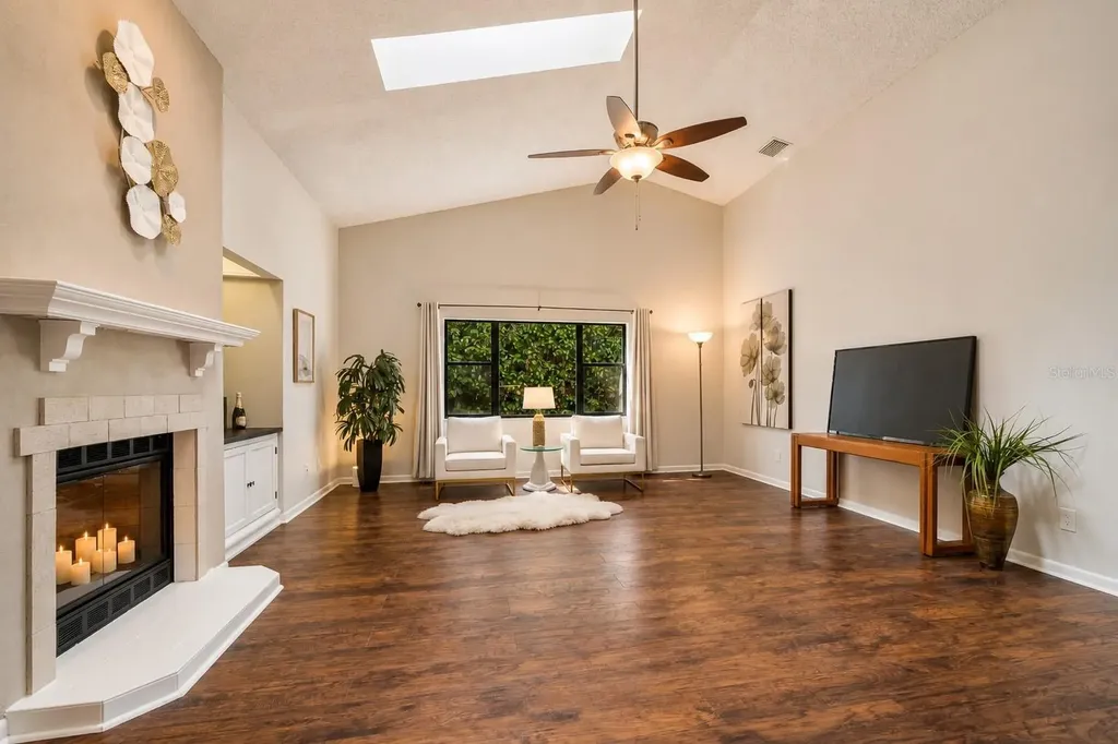 785 Centerwood Drive Tarpon Springs FL 34688