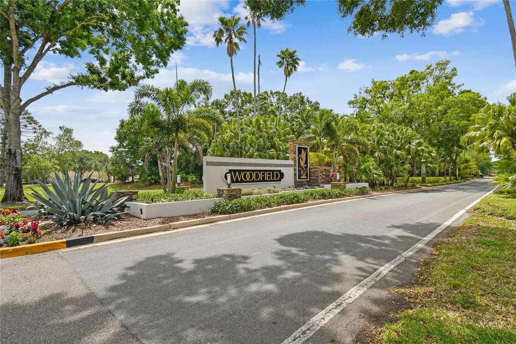 785 Centerwood Drive Tarpon Springs FL 34688