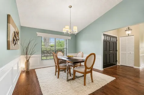 785 Centerwood Drive Tarpon Springs FL 34688