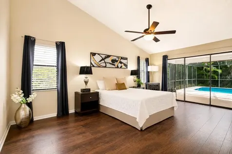 785 Centerwood Drive Tarpon Springs FL 34688