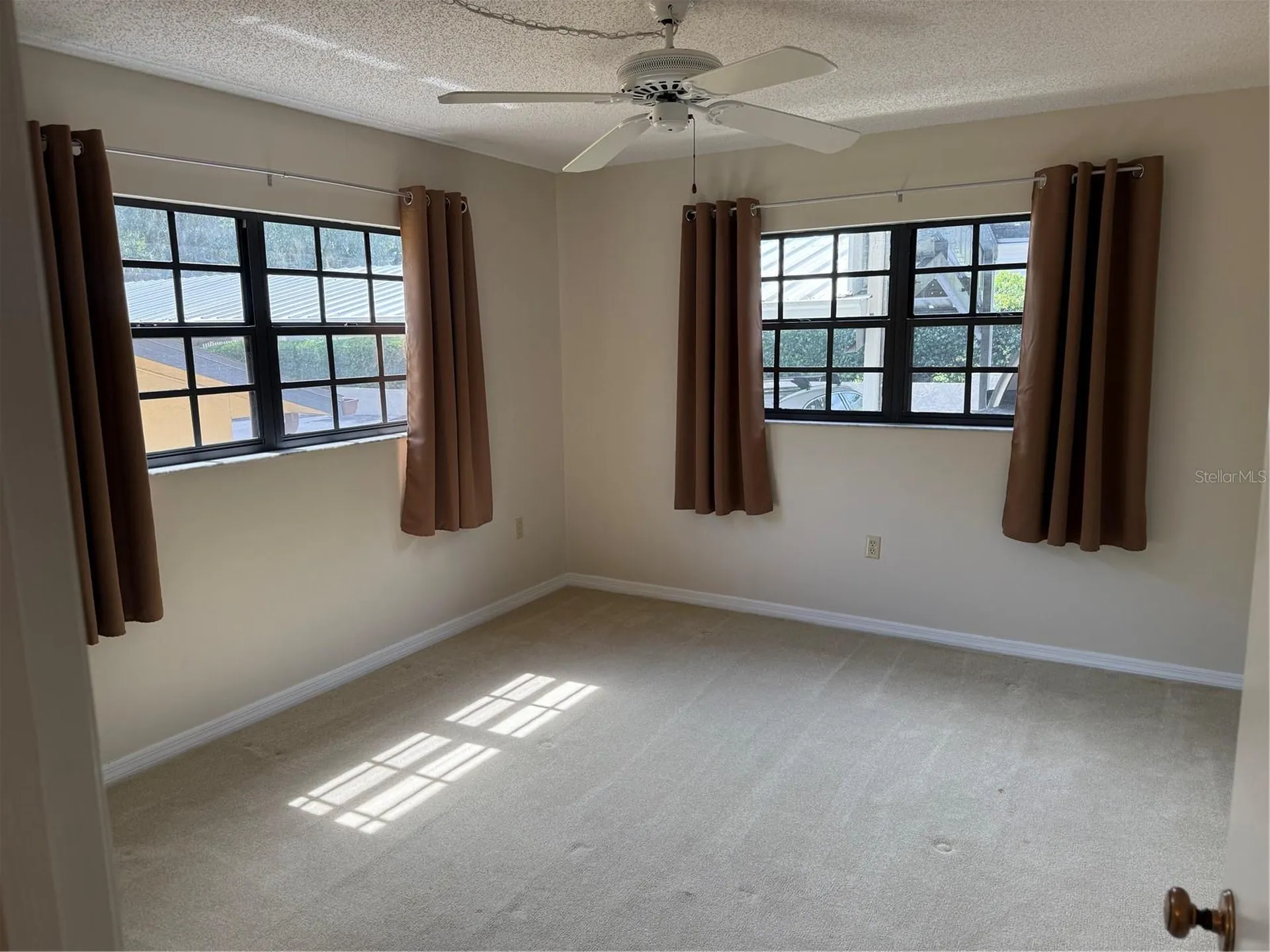 110 N Tremain Street Mount Dora FL 32757