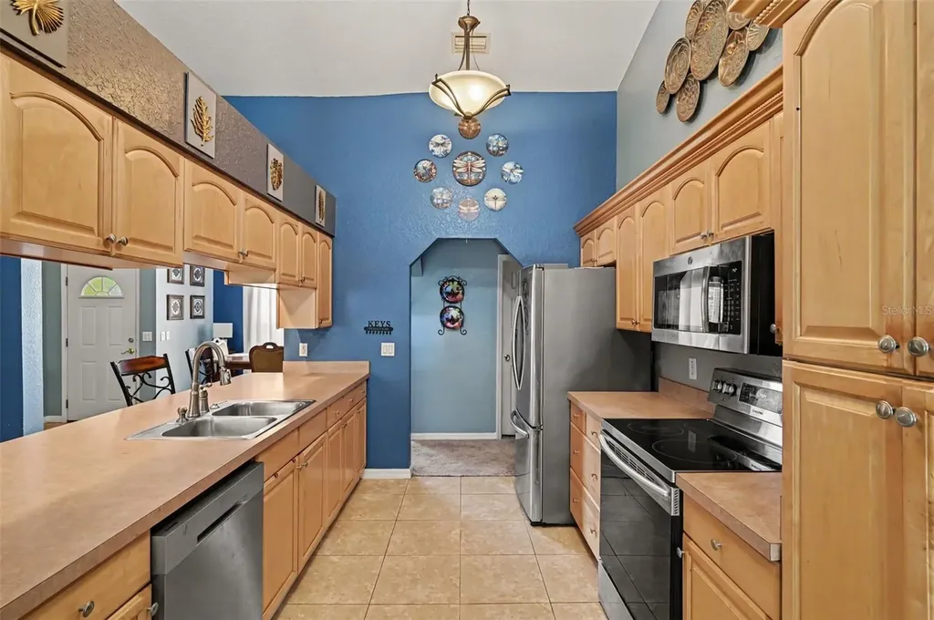 35 Plantation Road Debary FL 32713
