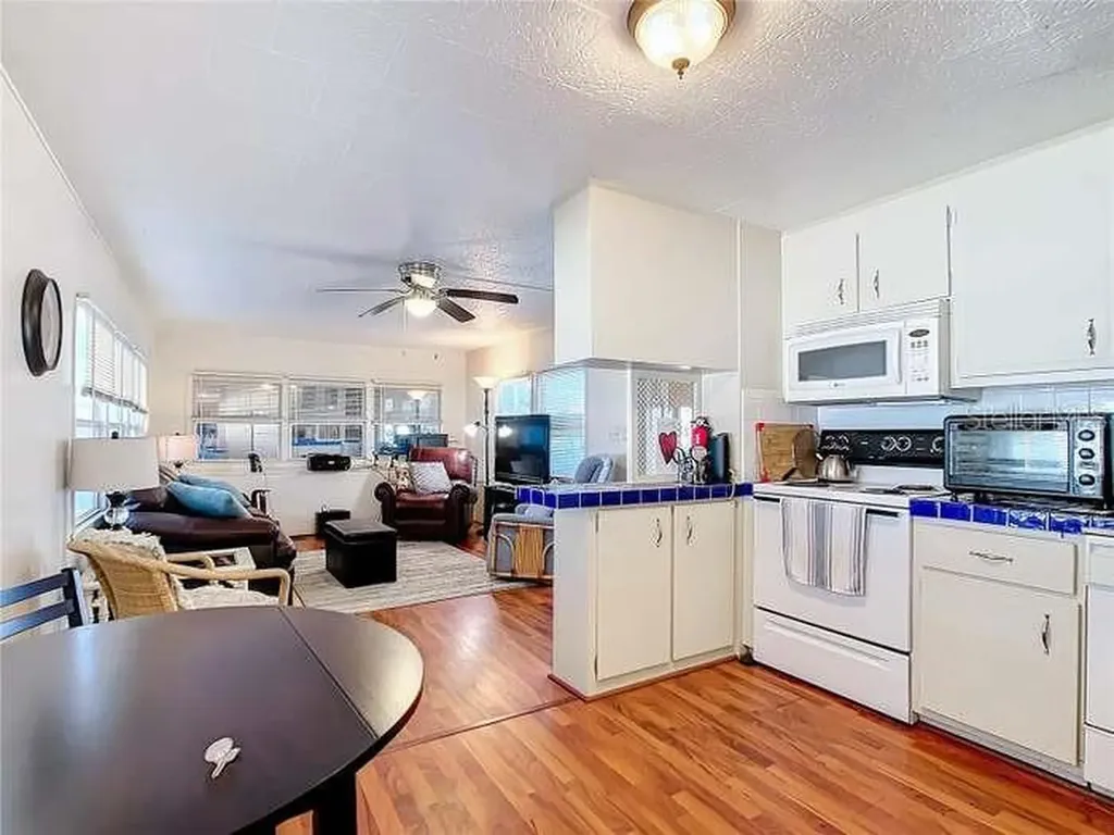 2331 Belleair Road Clearwater FL 33764