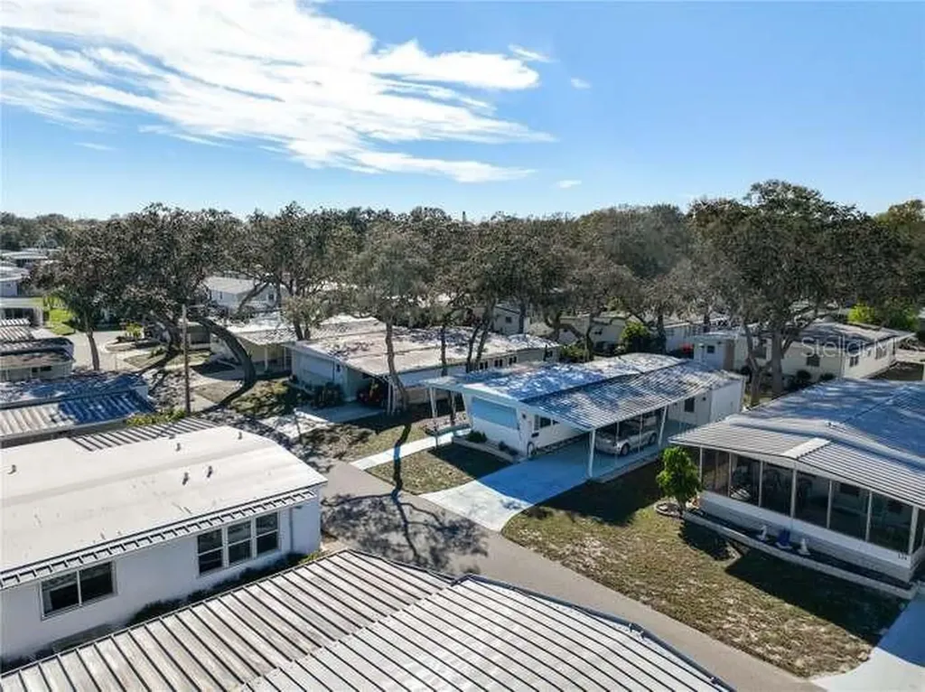 2331 Belleair Road Clearwater FL 33764
