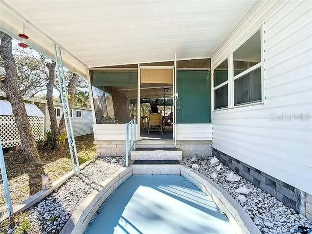 2331 Belleair Road Clearwater FL 33764