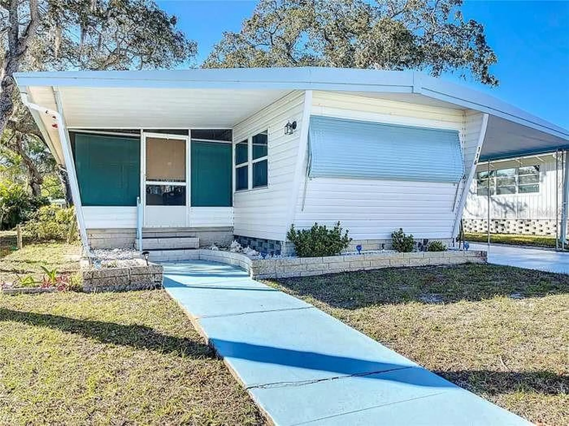 2331 Belleair Road Clearwater FL 33764