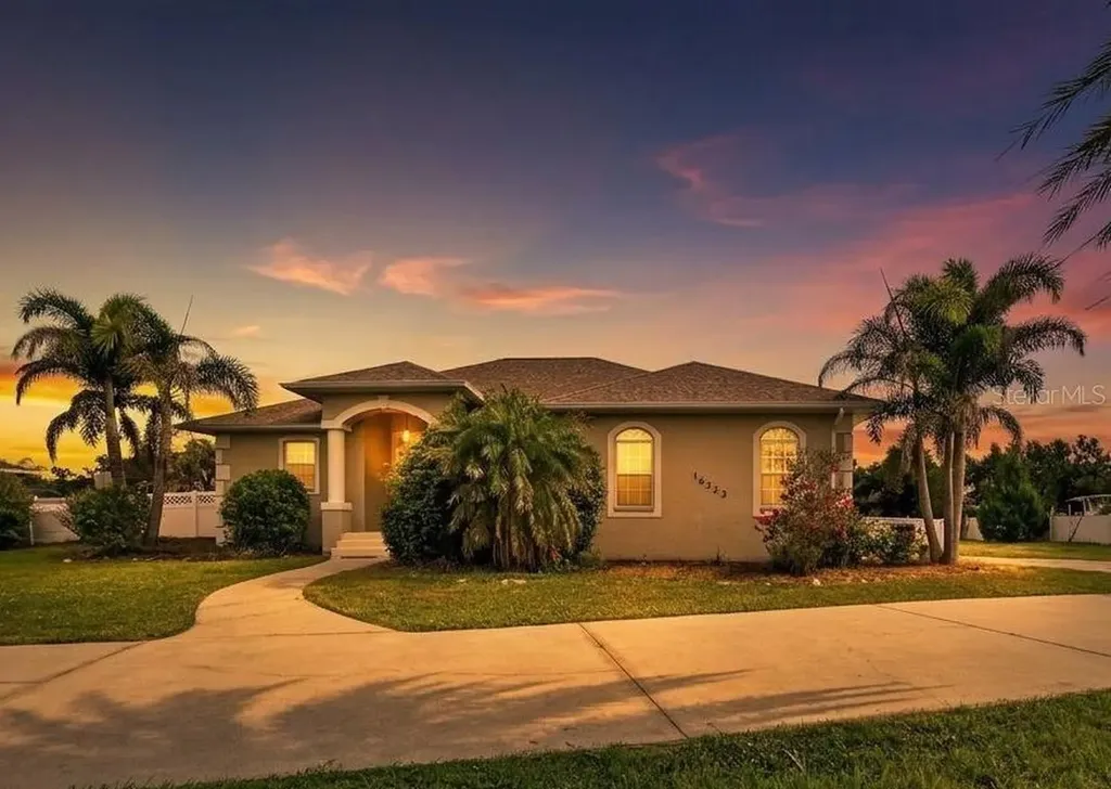 16323 Upper Manatee River Road Bradenton FL 34212