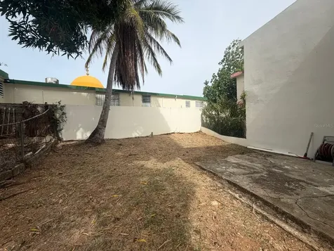 Monte Brisas Calle 2 Fajardo PR 00738