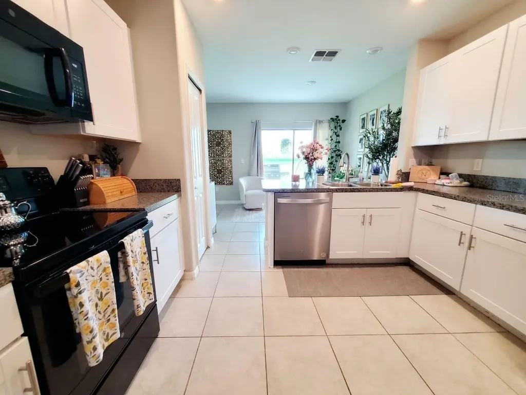 7026 Samuel Ivy Drive Tampa FL 33619