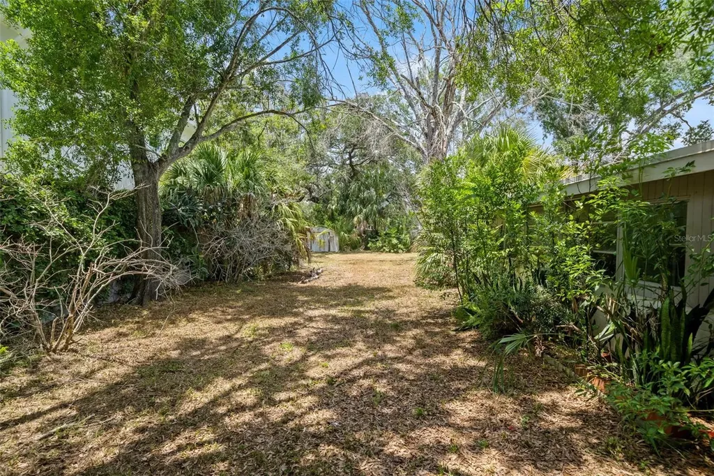 4635 W Bay Villa Avenue Tampa FL 33611