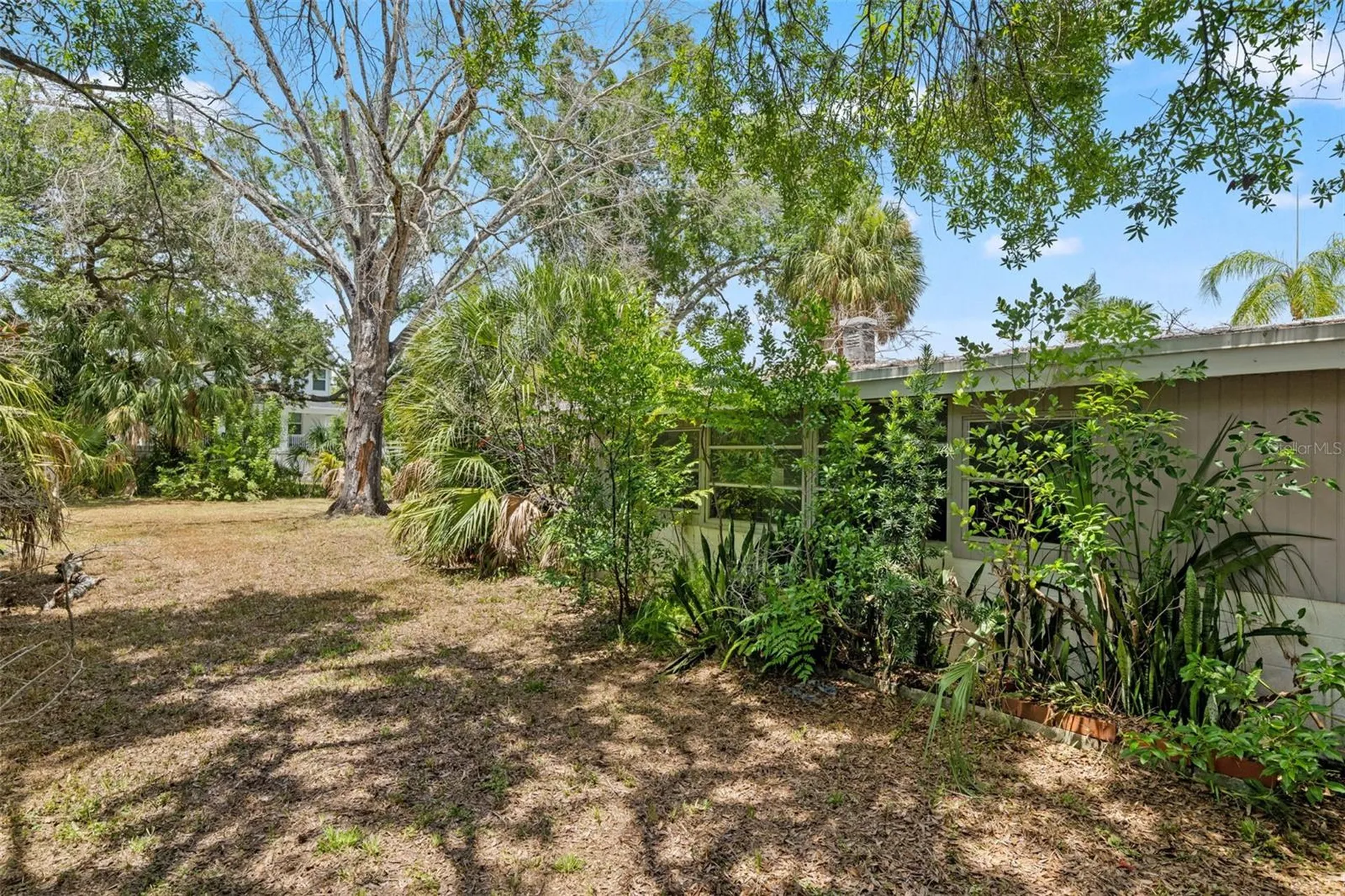 4635 W Bay Villa Avenue Tampa FL 33611