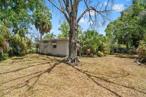 4635 W Bay Villa Avenue Tampa FL 33611