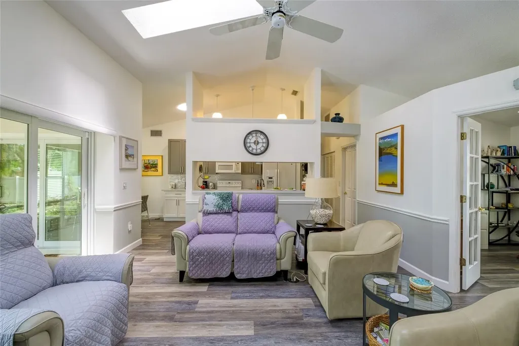 7812 38th Court E Sarasota FL 34243