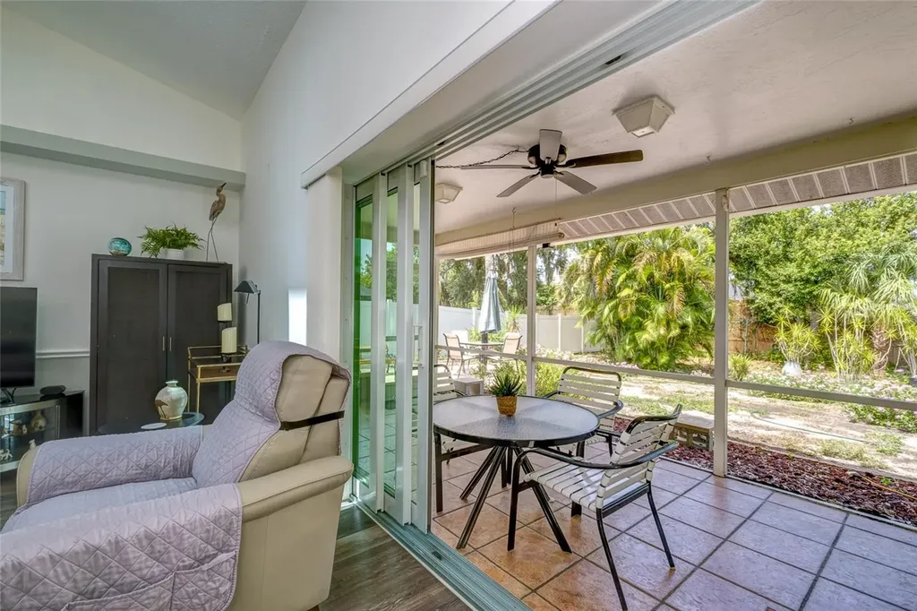 7812 38th Court E Sarasota FL 34243