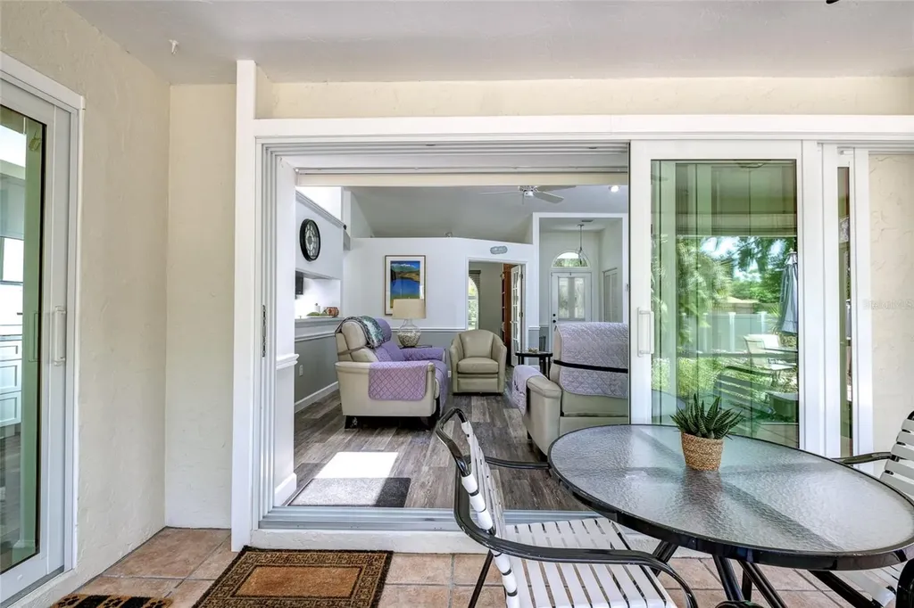 7812 38th Court E Sarasota FL 34243