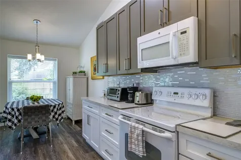 7812 38th Court E Sarasota FL 34243