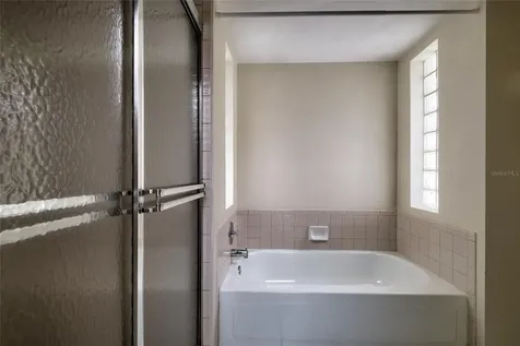 7812 38th Court E Sarasota FL 34243