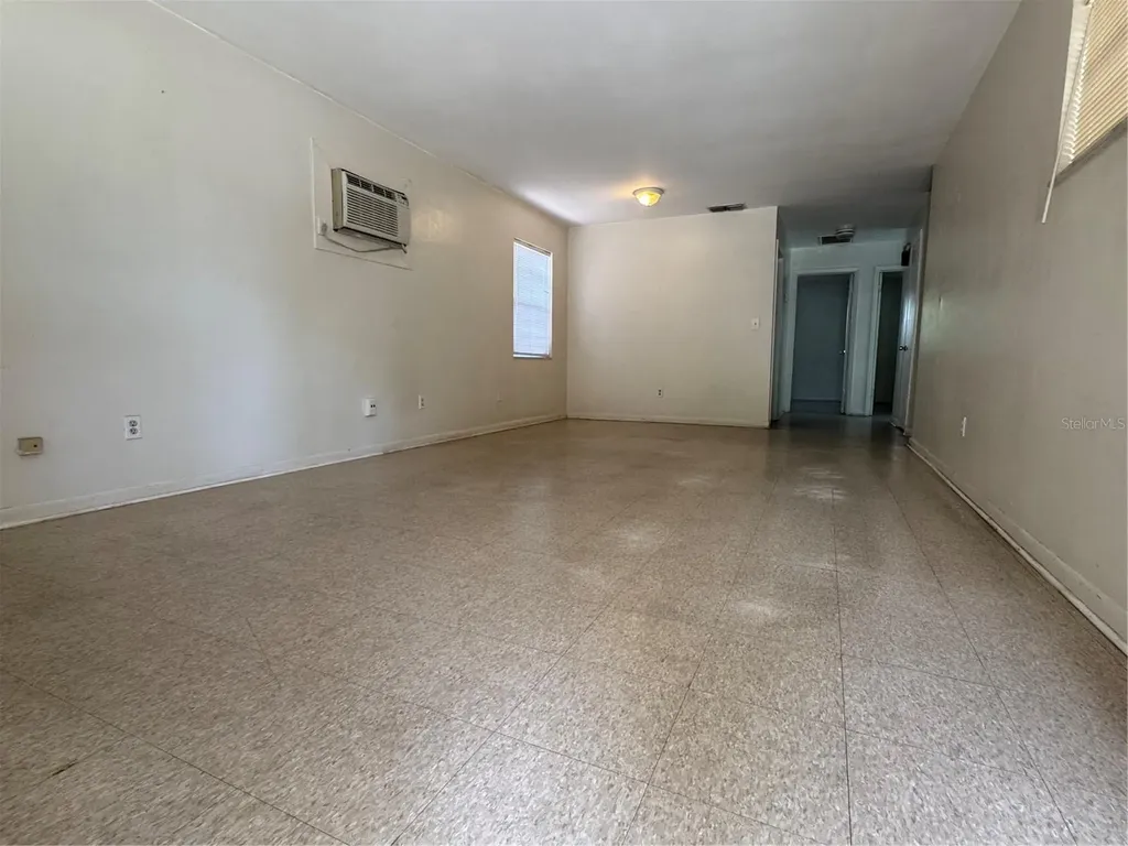 1421 Noble Place Orlando FL 32801